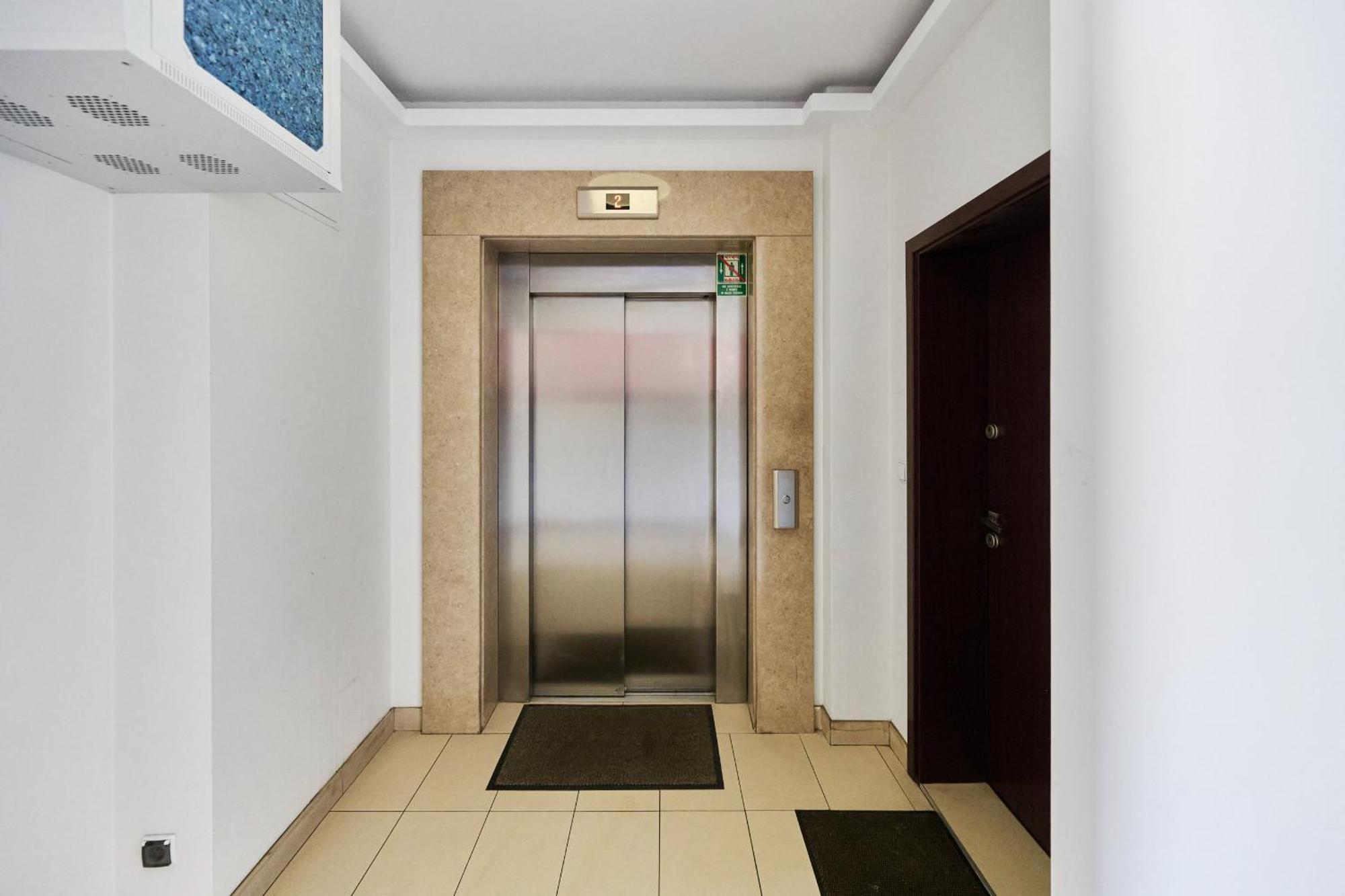 Apartament Szept Galeria Dominikanska By Noclegi Renters Wrocław Eksteriør billede
